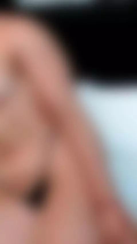 Strength in my body, fire in my gaze ... Each muscle is a ga... by arianafit