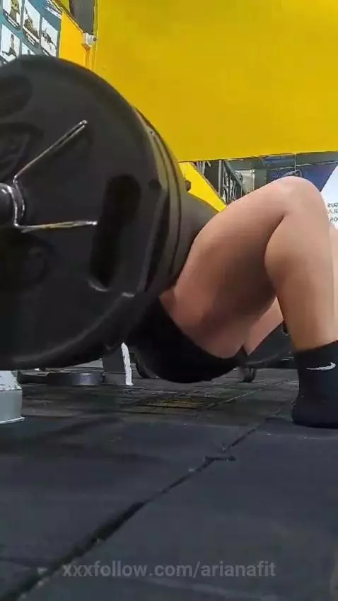 My body is a temple, sculpted with power and seduction—worsh... by arianafit