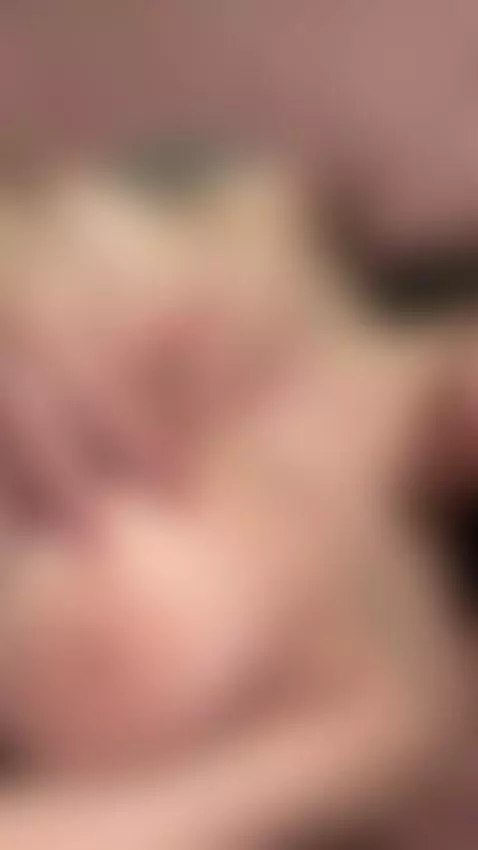 eat my big boobs and fuck me by sarabacker