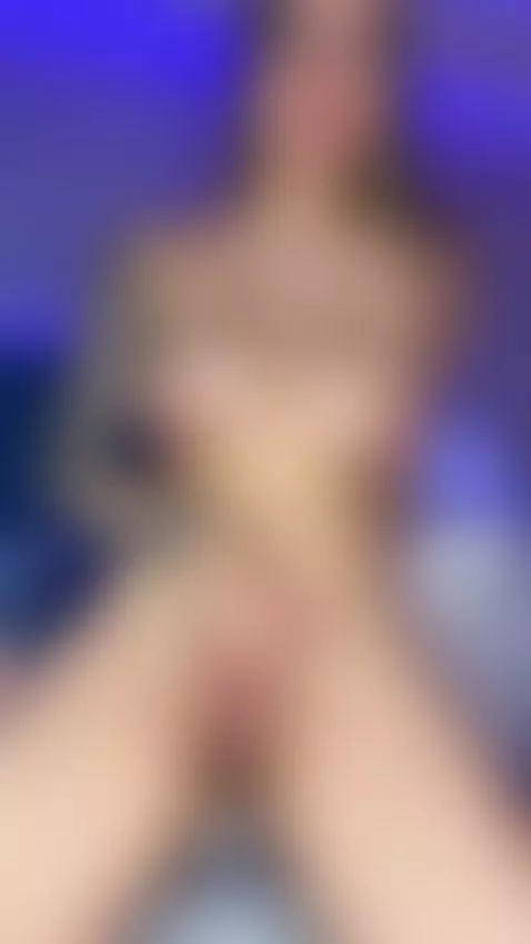 want to feel ur cock and fingers into me by sarabacker