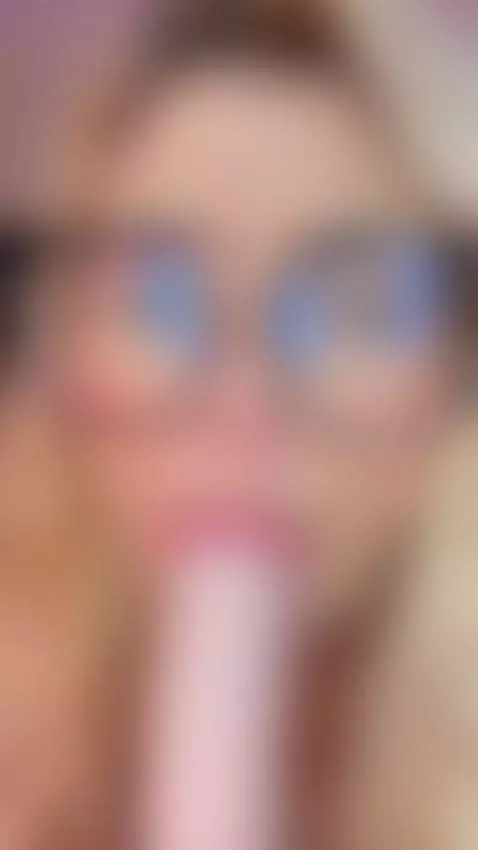 Llena mi boca con tu leche caliente by eviilangel