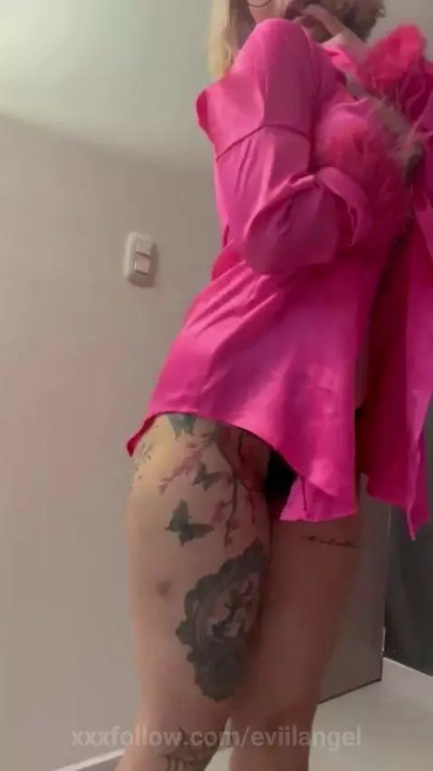 Fuck my hot body by eviilangel