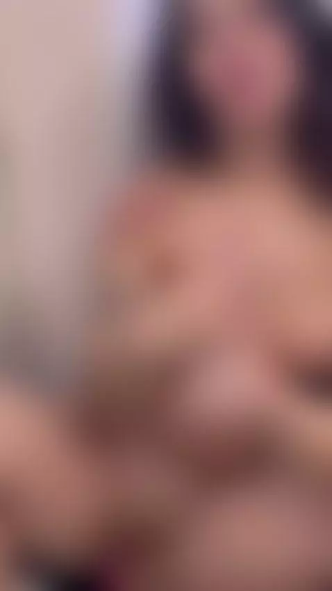 I’m so wet I could ruin your sheets in seconds by abbycoopers