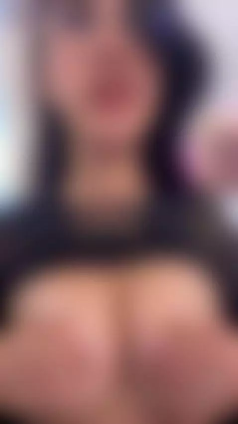 it feels sooo good.. do you wanna touch? by abbycoopers