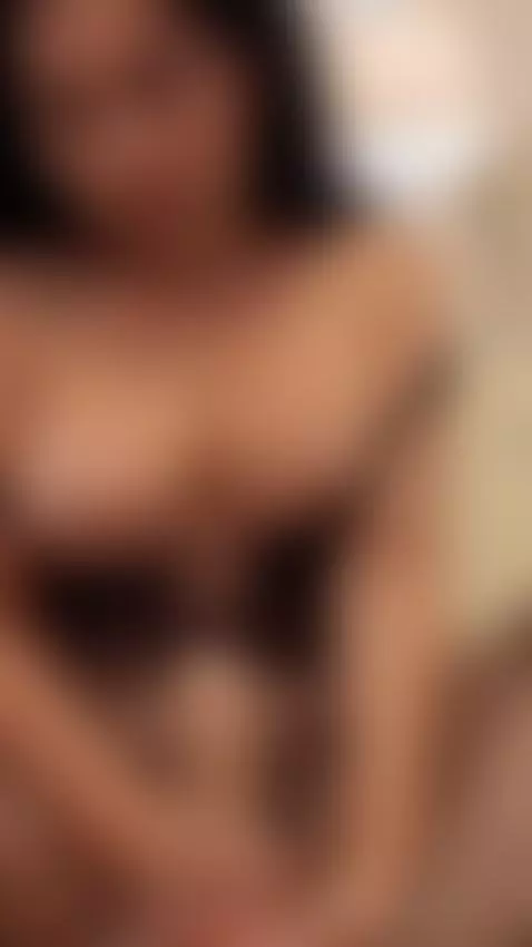 My feet, my tits and my body will take you to the extreme, l... by roxanasscoth