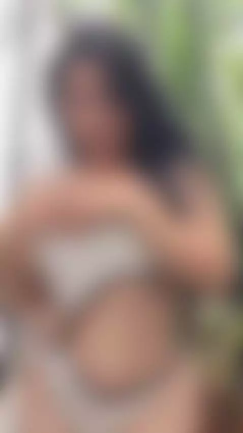 horny by roxanasscoth