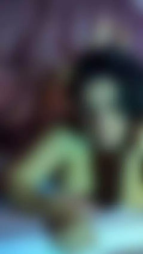 I'm hungry and thirsty for your cock by roxanasscoth