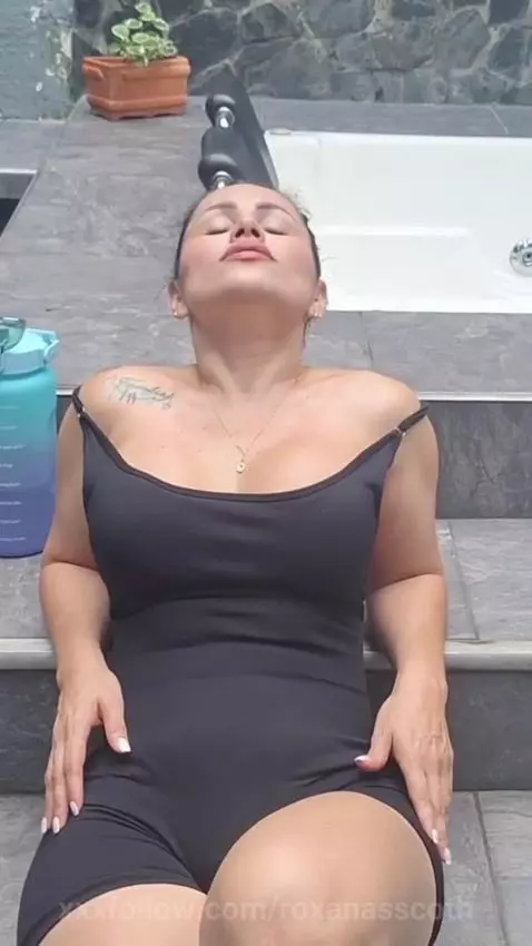 bigboobs by roxanasscoth