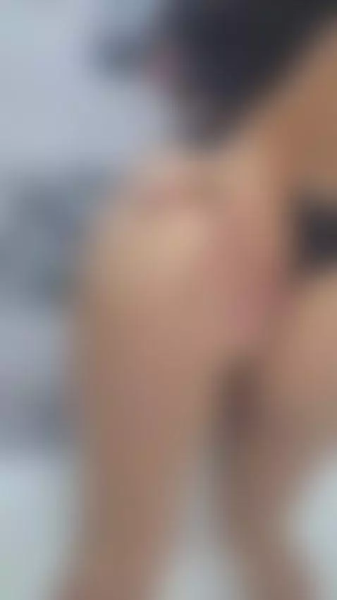 shower by roxanasscoth