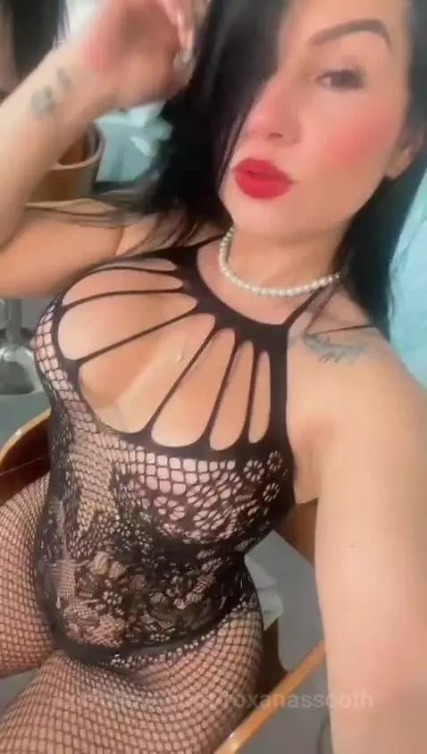 horny by roxanasscoth