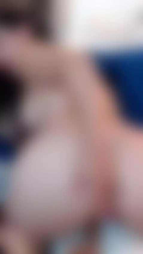 The softness of my hips invites an endless caress by roxanasscoth