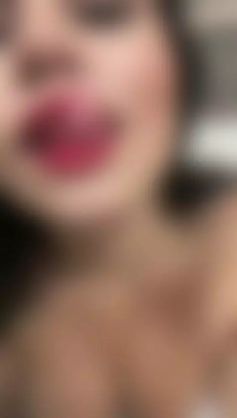 If you touch, you will get addicted by roxanasscoth