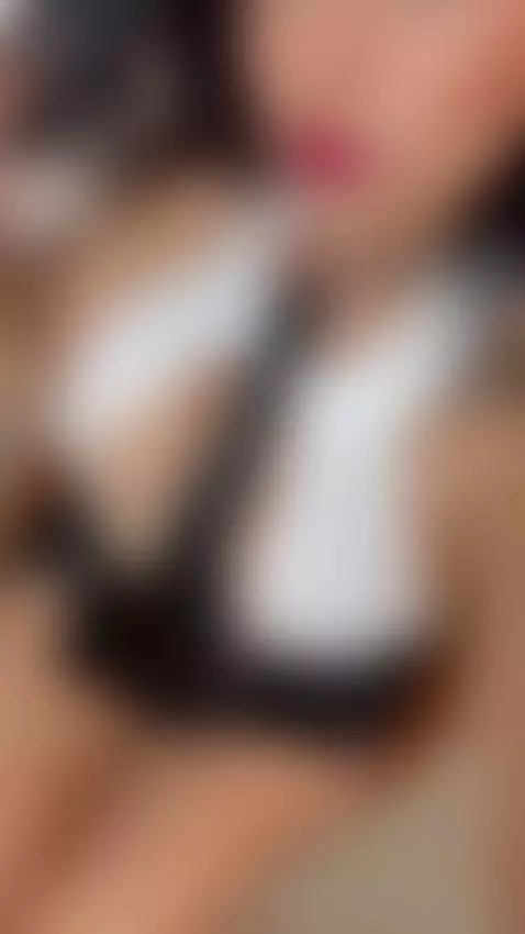 My curves await you ... come and get in them in them by roxanasscoth