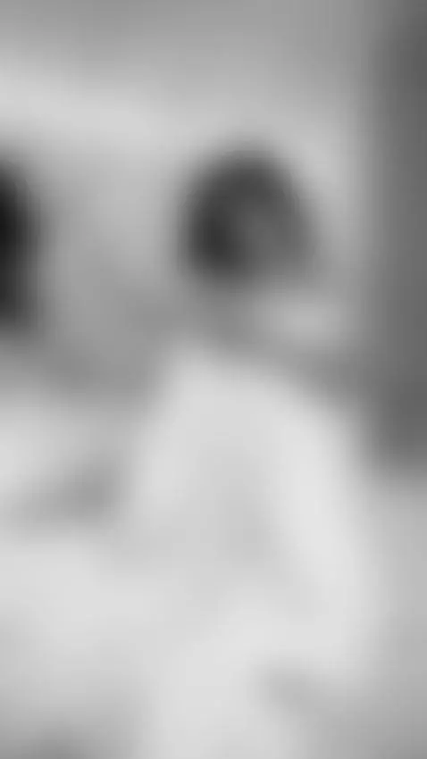 atractive by roxanasscoth