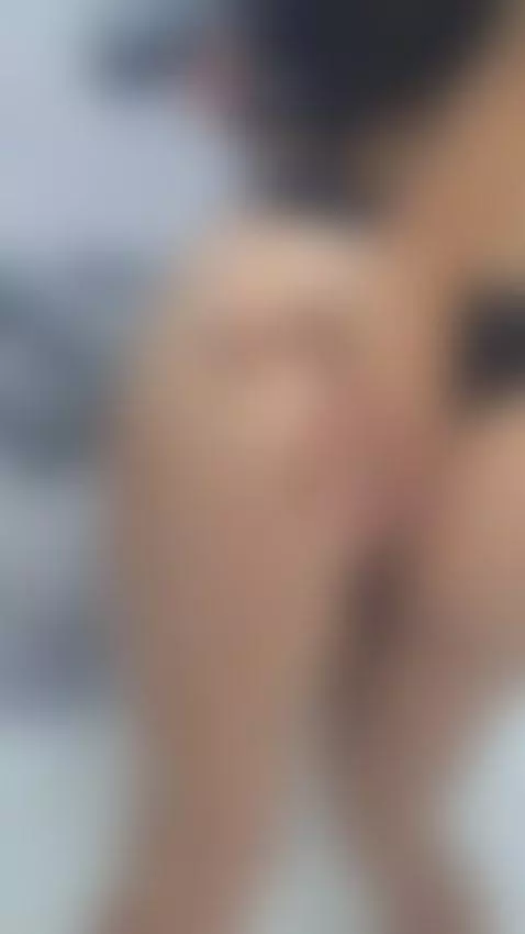 erotic by roxanasscoth