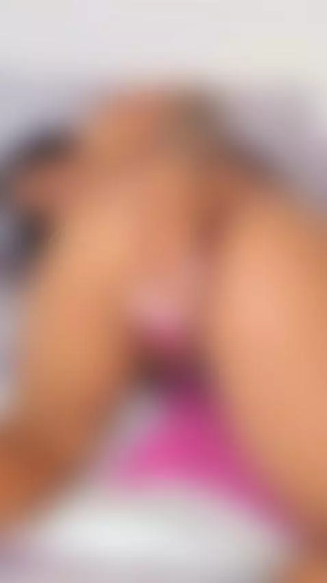 Kiss me. by saschafit