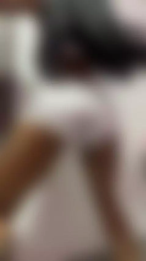 Make me moan. by saschafit