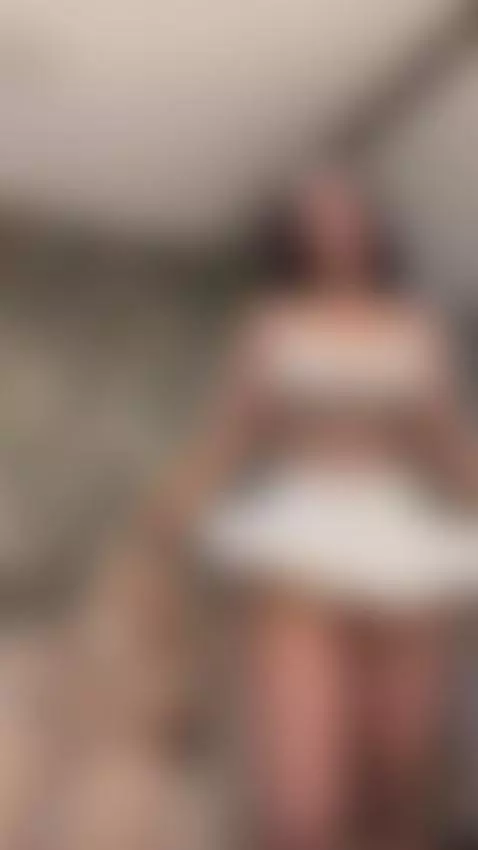 Come closer… unless you want me to by saschafit