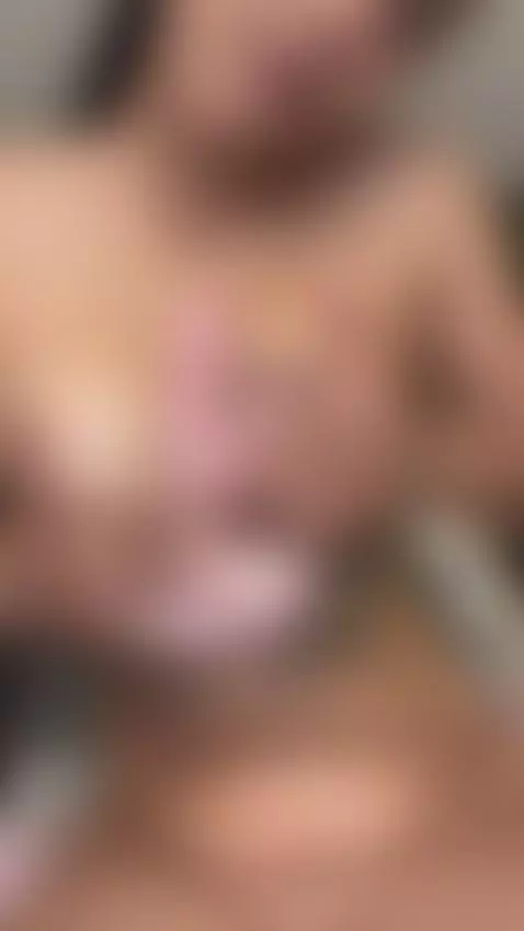 I'm hot and wet...just for you by saschafit