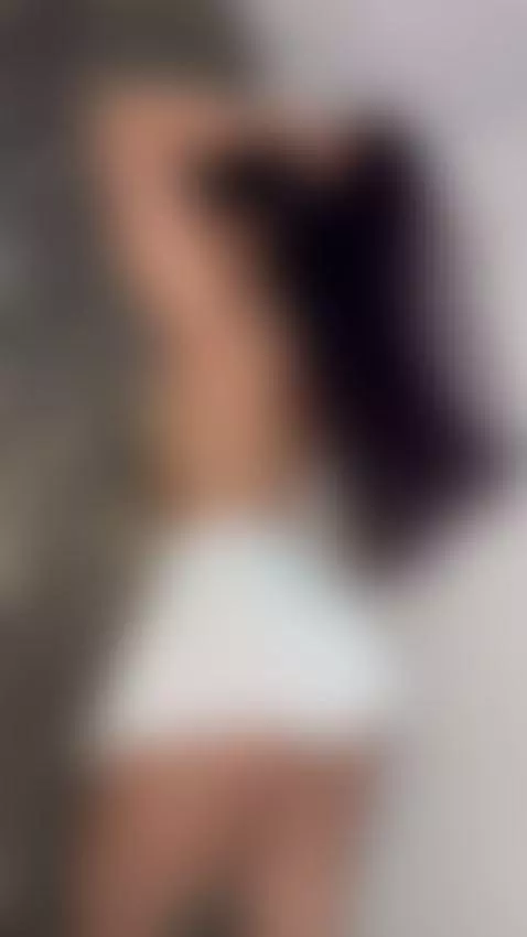 I'm hot and wet...just for you by saschafit