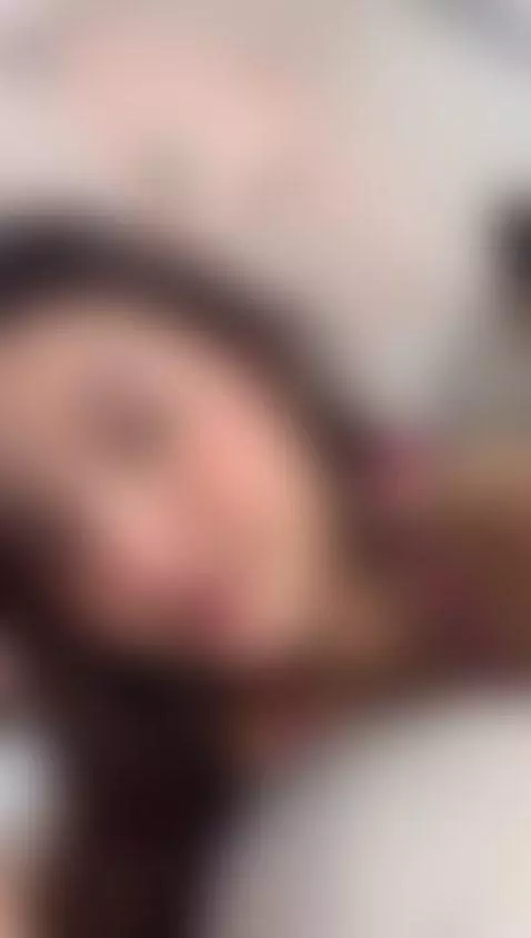 Can u see my eyes!? by milarouux