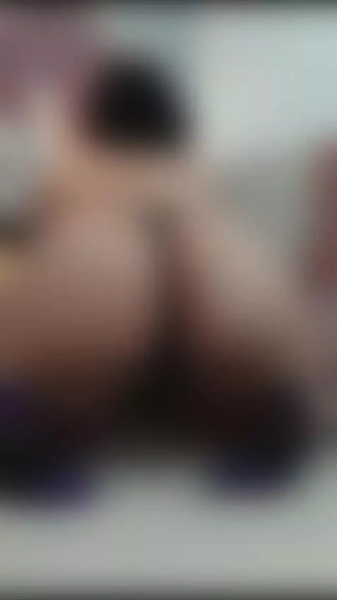 This ass is ready to be admired by salomeray