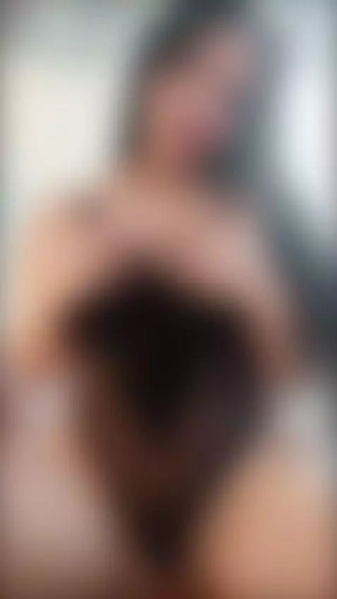 my body burns to be explored. by salomeray