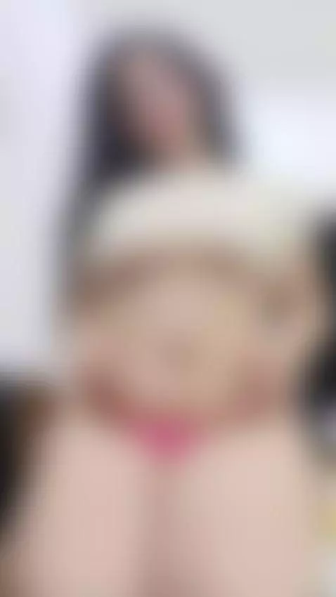 My body moves with desire by salomeray