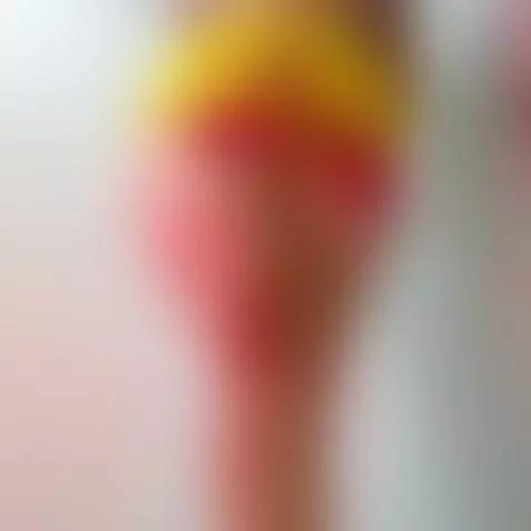 My long legs invite you to climb slowly by salomeray