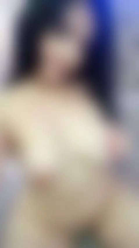 I want your cock in the middle of my delicious tits by salomeray