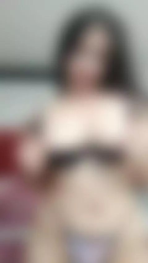 Just imagine it: you, me, and this moment taken to the limit by salomeray