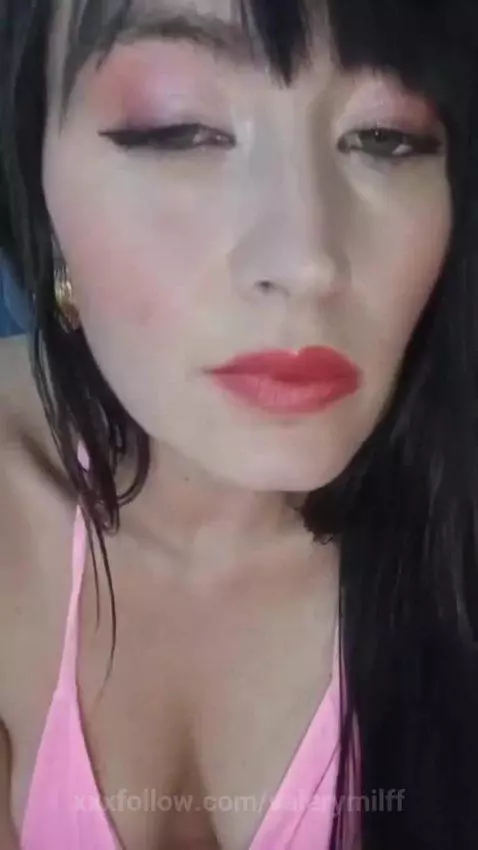 Sensual and very hot. I want all your cum by valerymilff