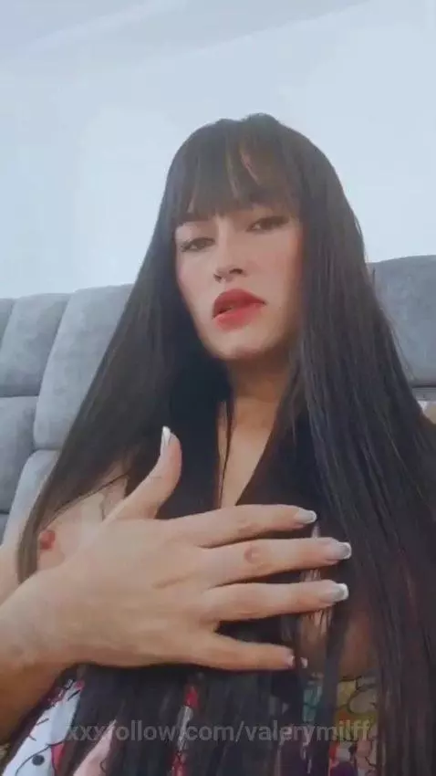 I want to feel your cock on my tits and make me even hornier by valerymilff