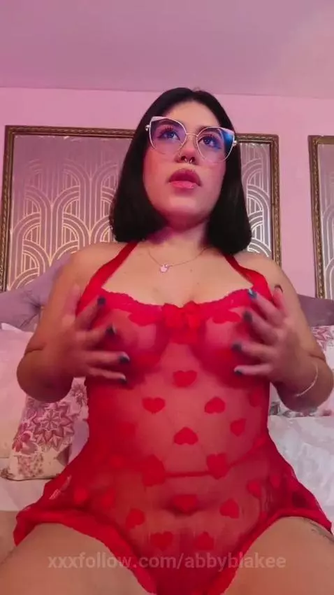 I am the perfect girl for you by abbyblakee