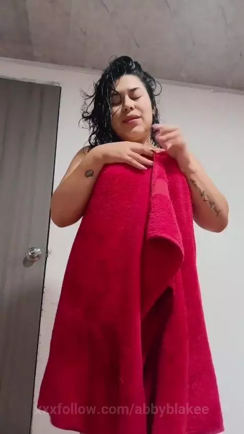 upps I dropped my towel, tell me what will you do with me ar... by abbyblakee