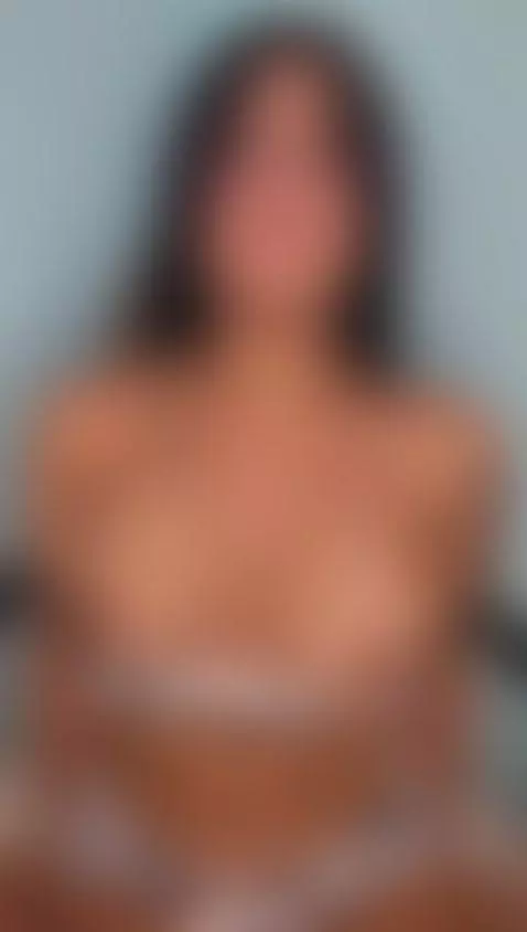 a bounce of my good tits by paulettesanders