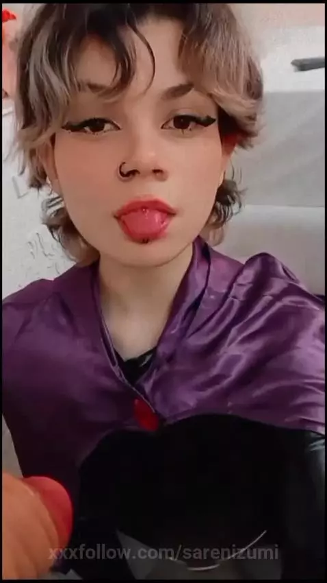 Sexy girl by sarenizumi