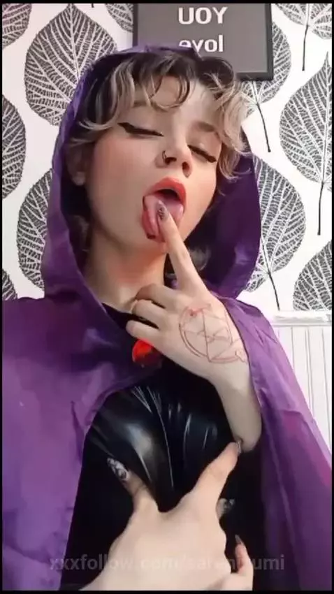 Cosplay by sarenizumi