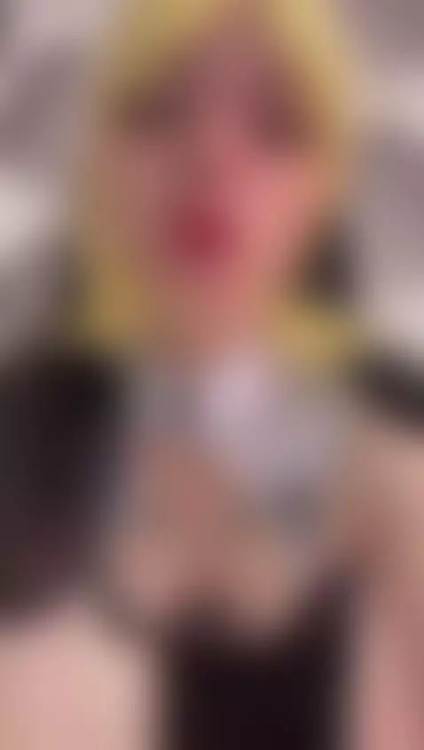 A demon with the face of an angel... or vice versa? by sarenizumi