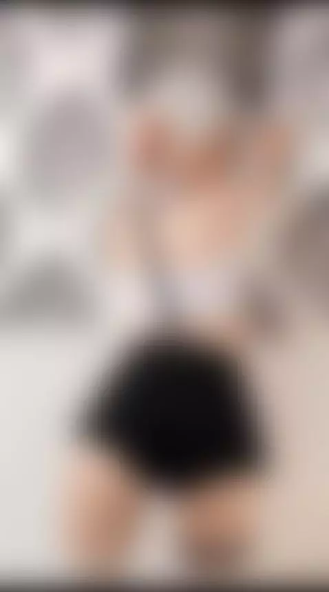 a cute dance?do you like sensuality? 😏 by sarenizumi