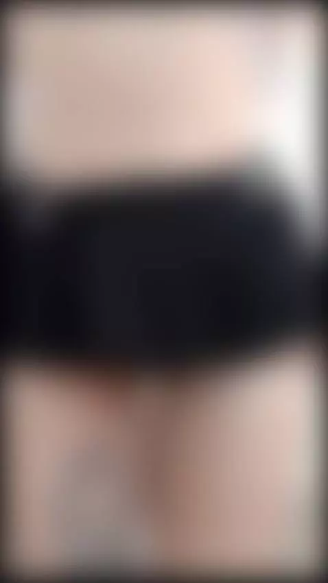 Come discover whats under my clothes by sarenizumi