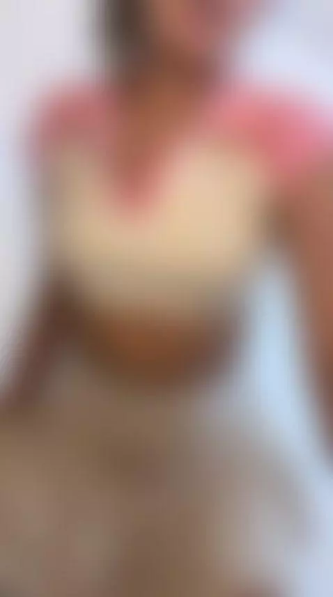 a very sensual outfit, very sexy and hot by susyluv