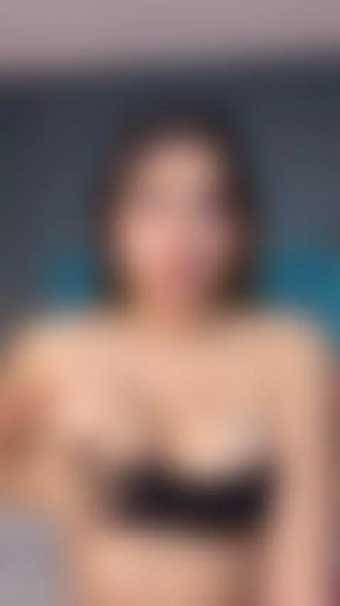 My curves and black make magic by susyluv