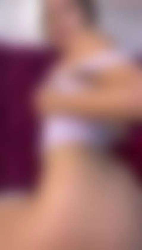 I love playing with my hot body until I lose control. by susyluv