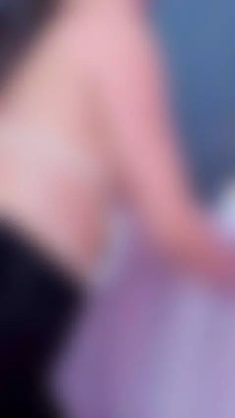 I am on the verge of pleasure, waiting for your desire to cl... by susyluv