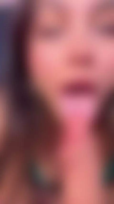 My tits shine for you, my ass ready to ride you. by susyluv