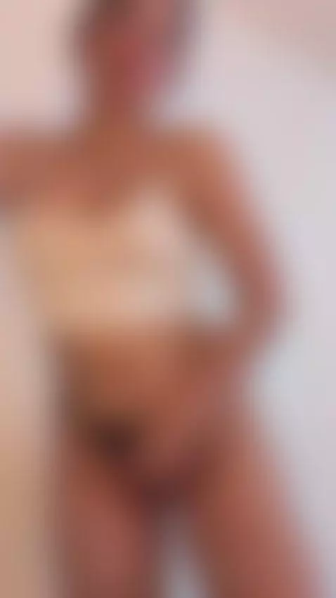 “I play with my pussy thinking of how you’d take me. by susyluv