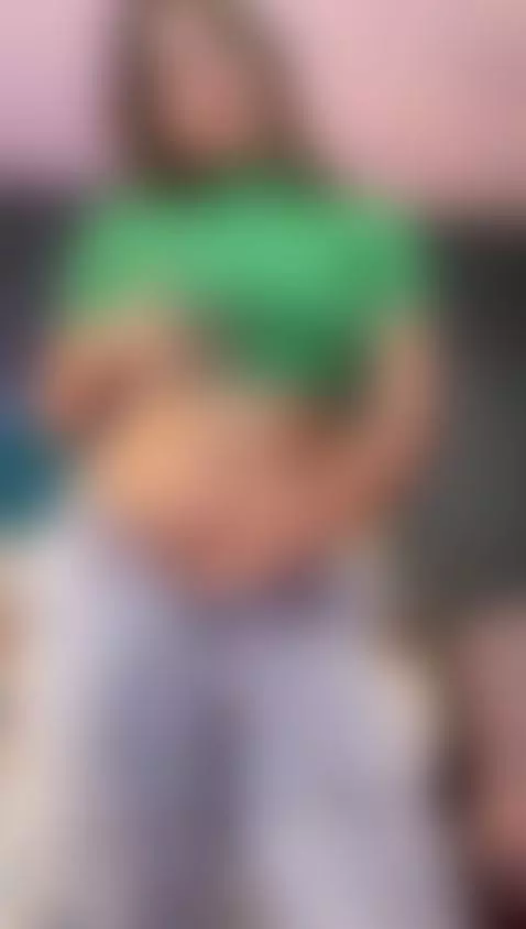 My lips play with my tongue by susyluv