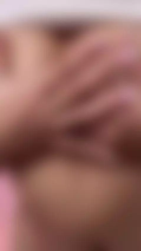 Just look at me and fall into temptation by susyluv