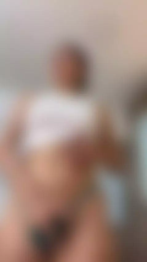 The temptation is on my fingers by susyluv